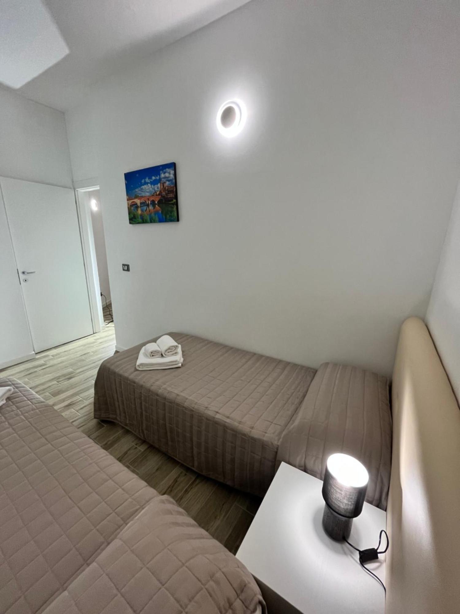 Residenza Al Sogno - On Lake Garda Cavaion Veronese Εξωτερικό φωτογραφία